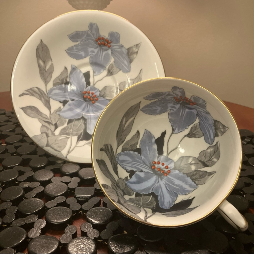 Vintage Windsor Teacup and Saucer fine bone china blue Trillium flowers perfect